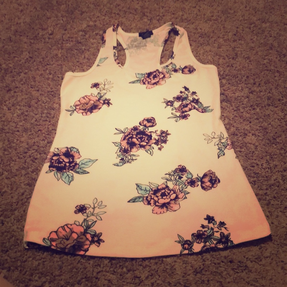 Flowered tank top